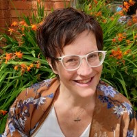 Suzanne Thomas