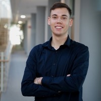 Simon Schwarz