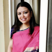 Dr. Juhi P. Pathak, LL.B