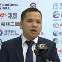 黄明亮