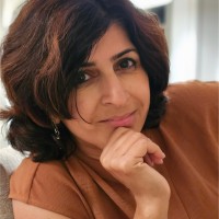 Narges Naemi