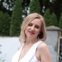 Oksana Pakholok