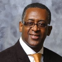 Robert Howze