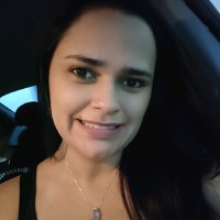 Naiene Oliveira