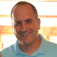 Tom Bartos