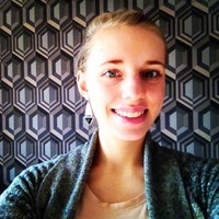 Jasmin Van Jole