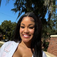 Zamia Knight