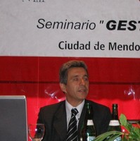 Sebastian H. Puente