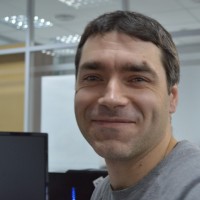 Володимир Толмачов