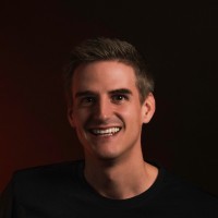 Dominik L.