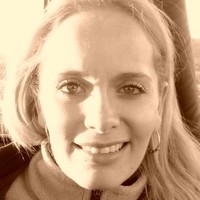 Annette Naude