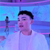 Ari Kurniawan