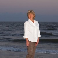 Joyce White