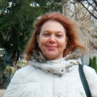 Yelena Hall