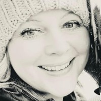Elle Davies