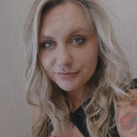 Tia Carnahan