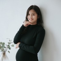 Winnie Lee
