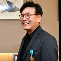 Hayden Lee (이형근)