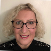 Lisa Featherstone