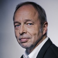 Andreas J. Pfeiffer