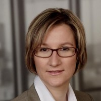 Susanne May