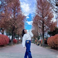 Linh B.