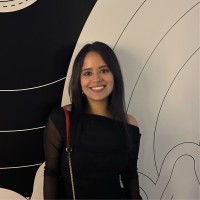 Karen Bustamante G.