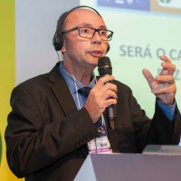 GUTO CASTRO