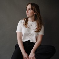 Laura Bonné