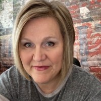 Lorrie Bennett