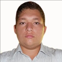 Everton Menezes