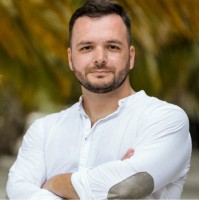 Maks Niki
