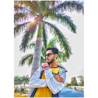Munis khan