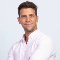 Víctor De Bernardo García