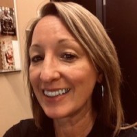 Lynnette Blom