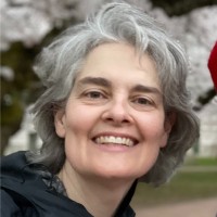 Lara Simmons