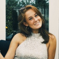 Julie Hendriks