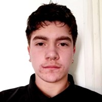 Aaron González