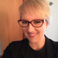Lynsey Benson