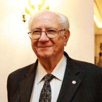 Alfredo Deak