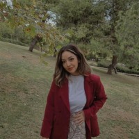 Özlem Bayrak