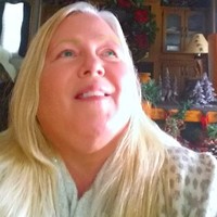 Pamela R Schuffert