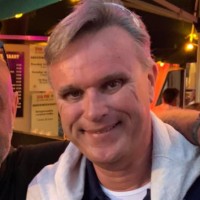 Henk De Vries