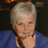 Hélène SANTONI