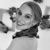 Evelyn Martina Dueck
