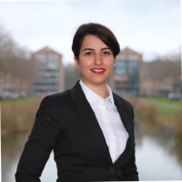 Elnaz Oghatian