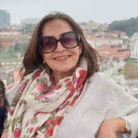Annemarie Carabot