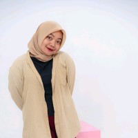 Sayra Febry Cahyaningrum