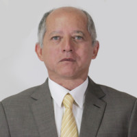 César Menacho