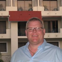 Kenneth Lytzen